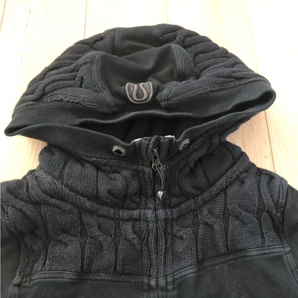 Lululemon Fireside Zip Up Cable Knit Hoodie in Black Size 6 - Picture 4 of 12